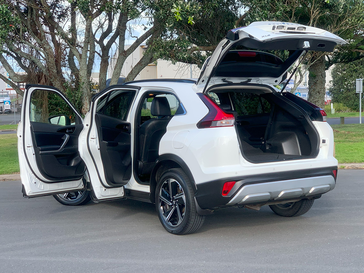 2023 Mitsubishi Eclipse Cross XLS PHEV HYBRID 4WD