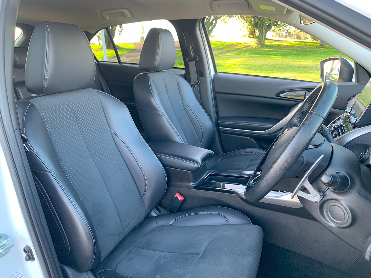 2023 Mitsubishi Eclipse Cross XLS PHEV HYBRID 4WD