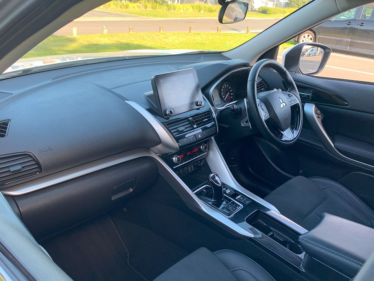 2023 Mitsubishi Eclipse Cross XLS PHEV HYBRID 4WD