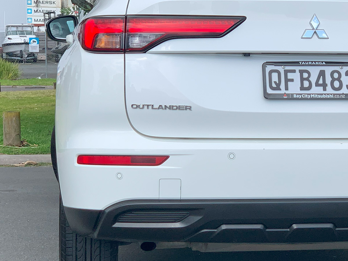 2023 Mitsubishi Outlander LS 2WD 2.5L Petrol Auto