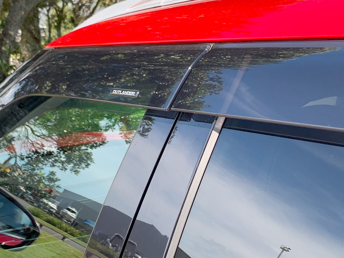2023 Mitsubishi Outlander VRX PHEV HYBRID 4WD