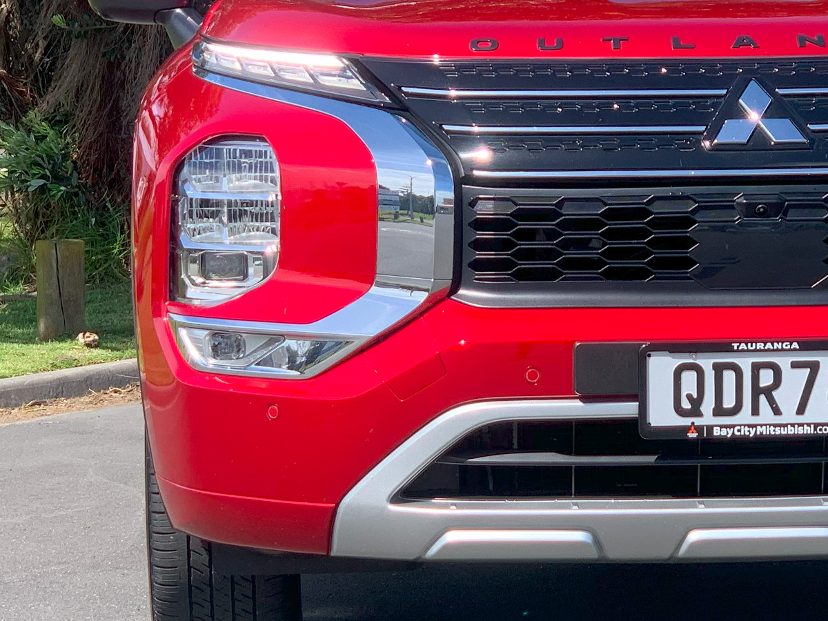 2023 Mitsubishi Outlander VRX PHEV HYBRID 4WD