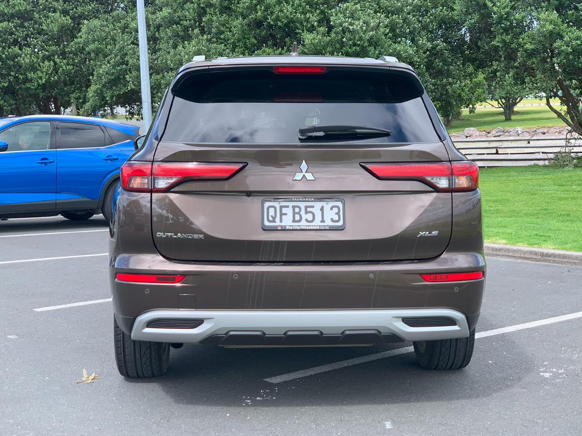 2023 Mitsubishi Outlander XLS 2WD 7 Seater 2.5L Petrol Auto