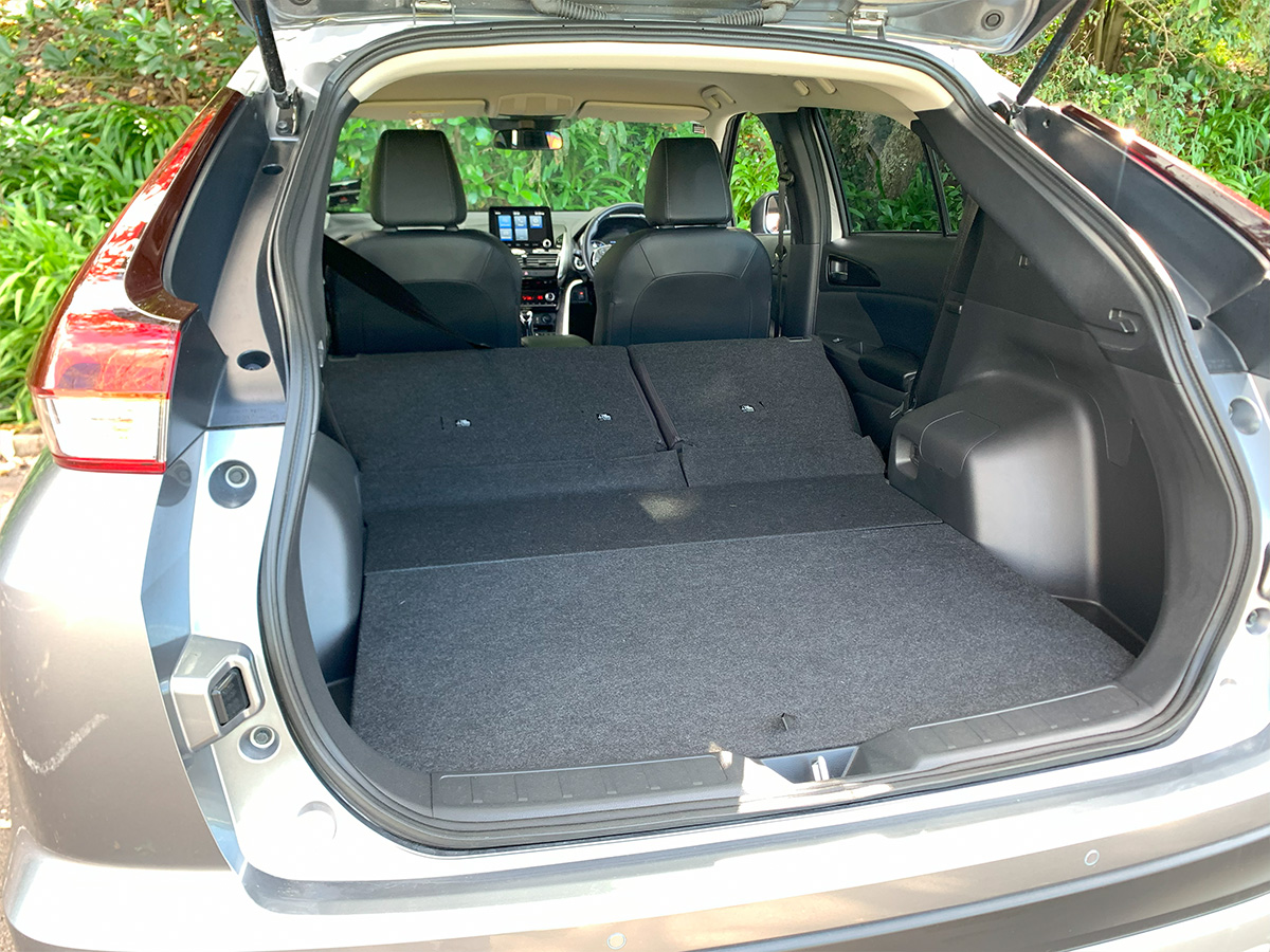 2024 Mitsubishi Eclipse Cross PHEV XLS 4WD Hybrid