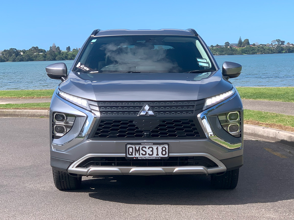 2024 Mitsubishi Eclipse Cross PHEV XLS 4WD Hybrid