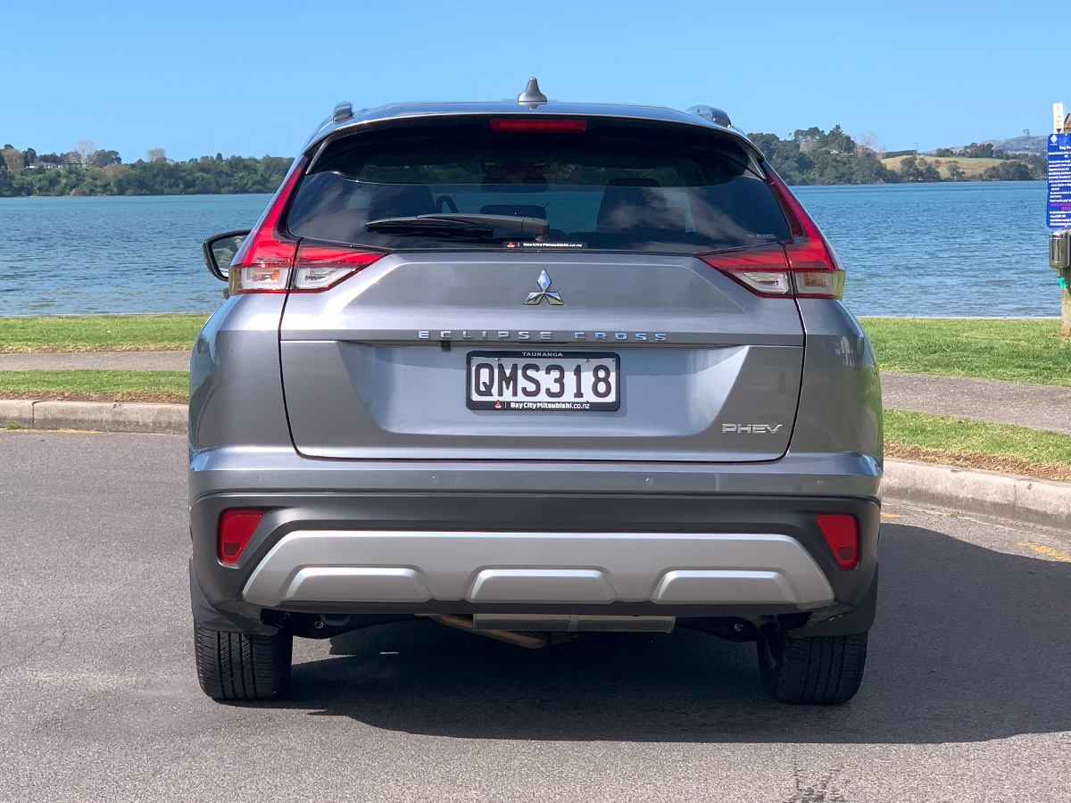 2024 Mitsubishi Eclipse Cross PHEV XLS 4WD Hybrid