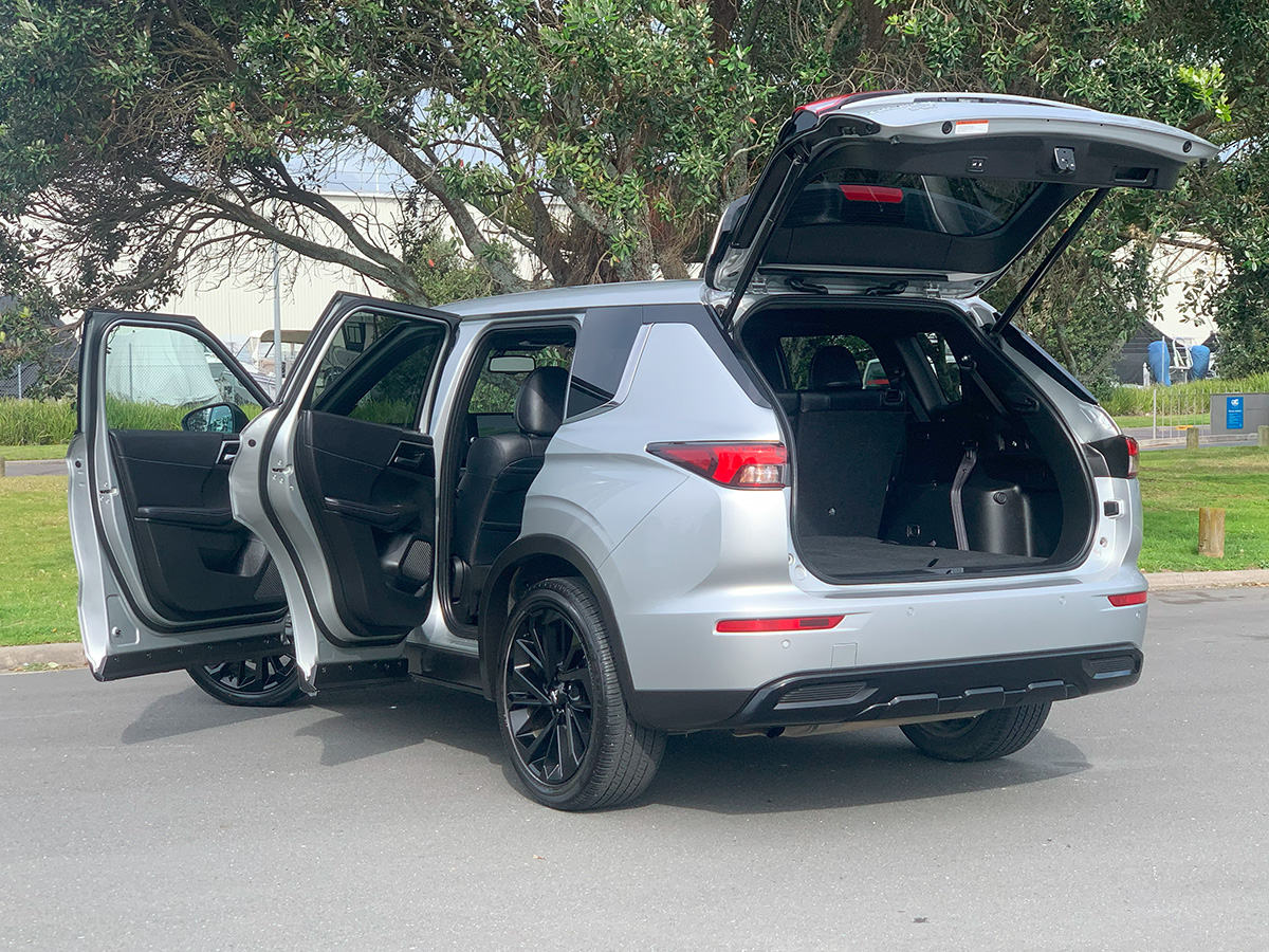 2024 Mitsubishi Outlander Sport 2WD 7 Seater 2.5L Petrol