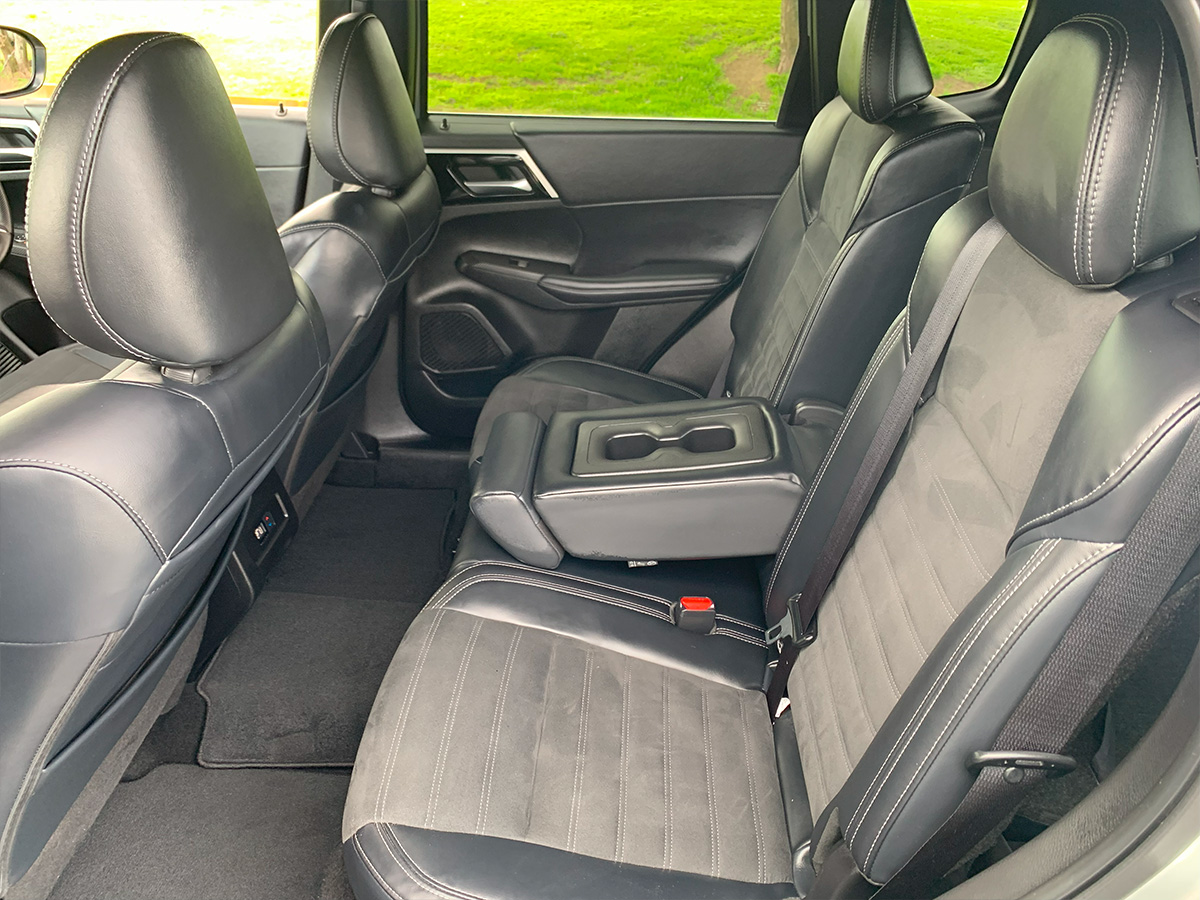 2024 Mitsubishi Outlander Sport 2WD 7 Seater 2.5L Petrol