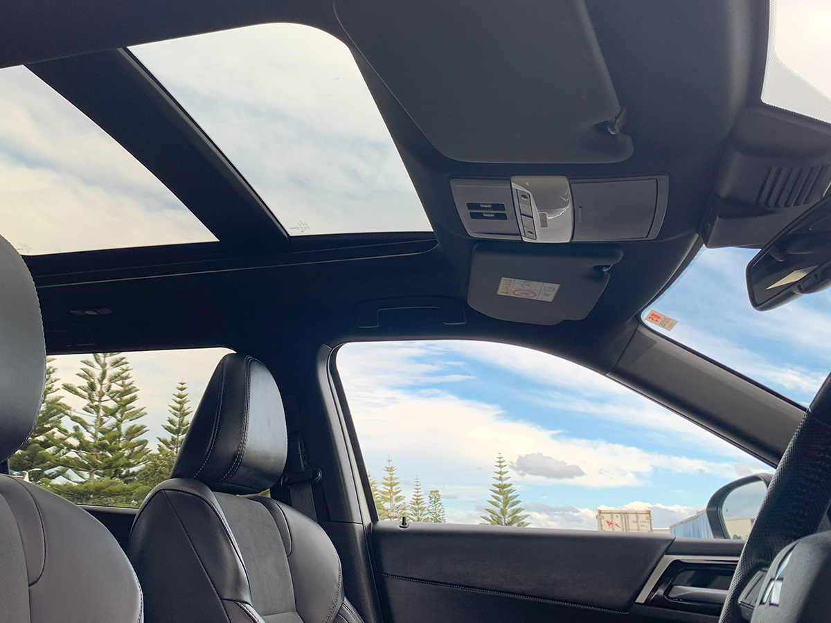 2024 Mitsubishi Outlander Sport 2WD 7 Seater 2.5L Petrol