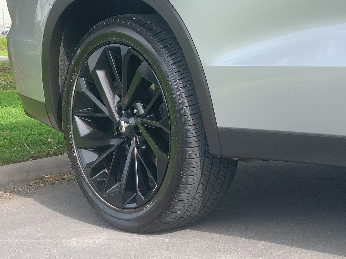 2024 Mitsubishi Outlander Sport 2WD 7 Seater 2.5L Petrol