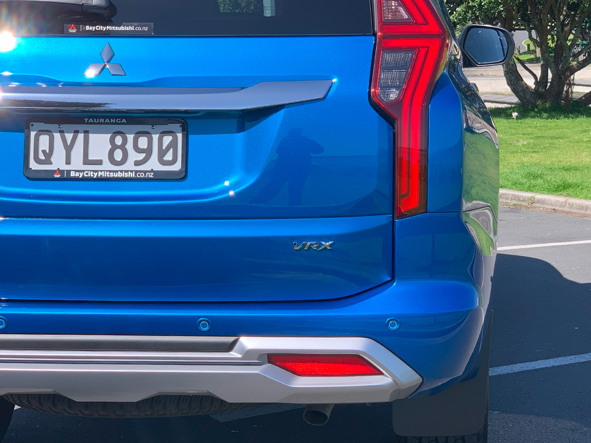 2024 Mitsubishi Pajero Sport VRX