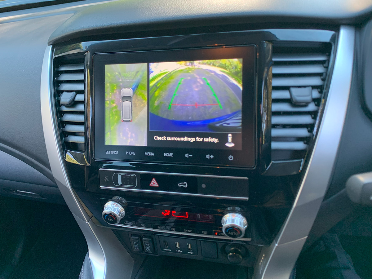 2024 Mitsubishi Pajero Sport VRX