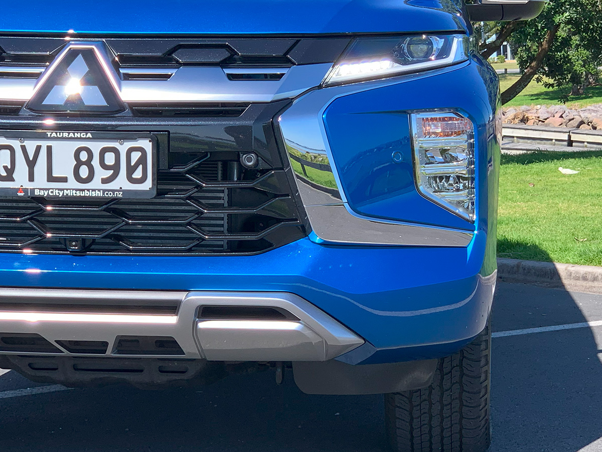 2024 Mitsubishi Pajero Sport VRX