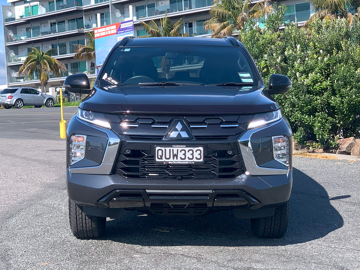 2024 Mitsubishi Pajero Sport VRXB 2.4L Diesel 4WD 7 Seater