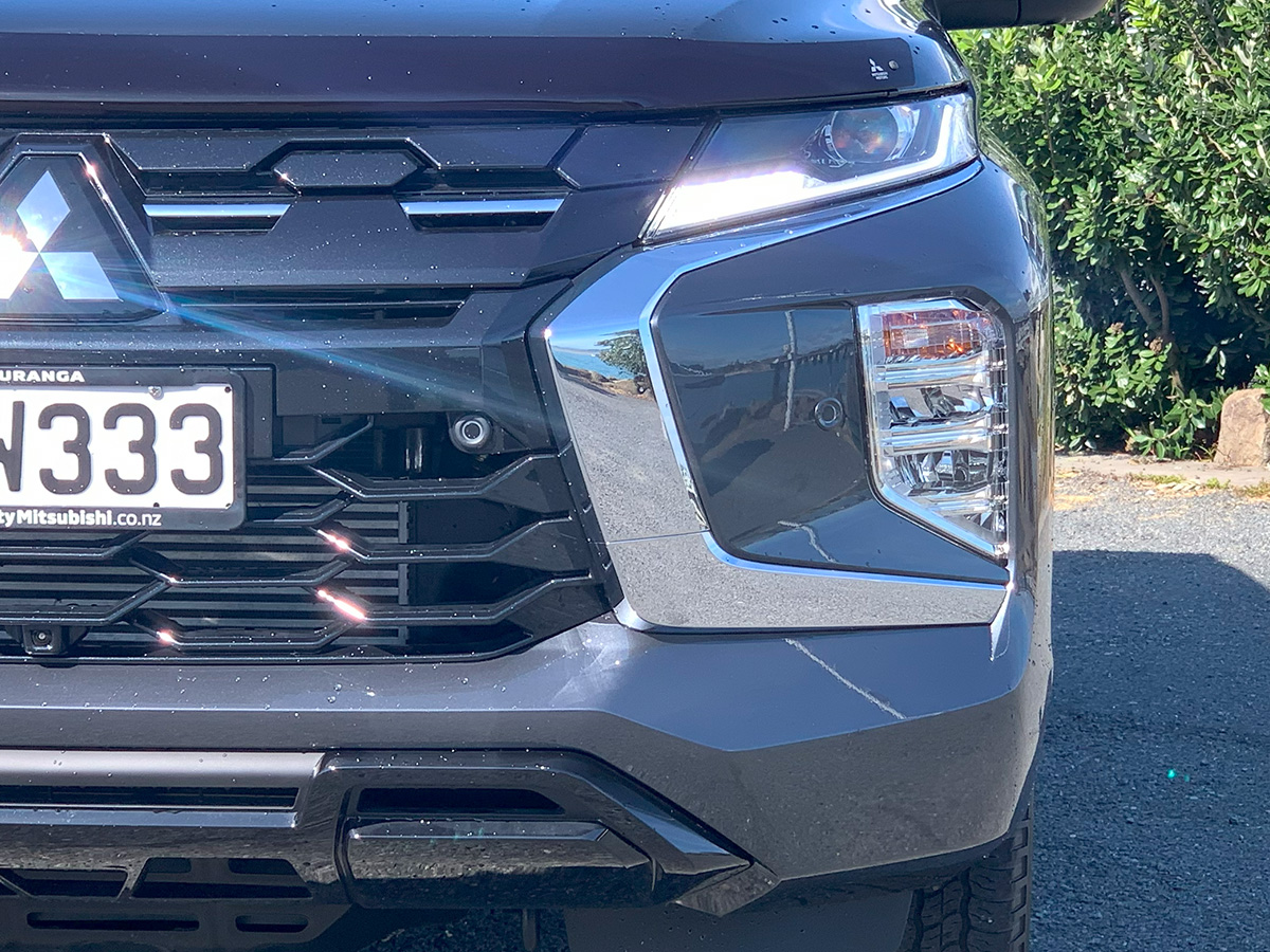 2024 Mitsubishi Pajero Sport VRXB 2.4L Diesel 4WD 7 Seater