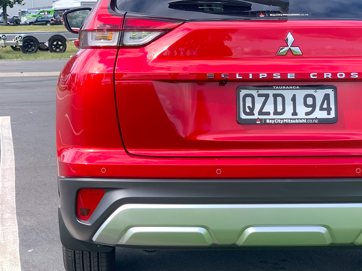 2025 Mitsubishi Eclipse Cross XLS 2WD