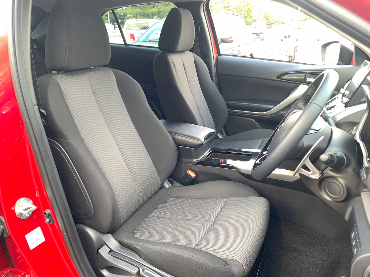 2025 Mitsubishi Eclipse Cross XLS 2WD