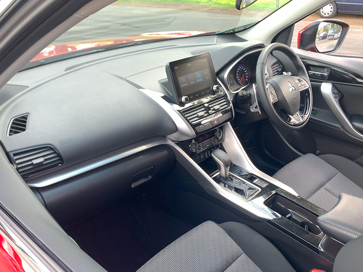 2025 Mitsubishi Eclipse Cross XLS 2WD