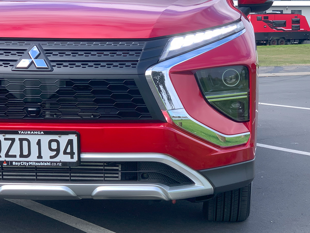 2025 Mitsubishi Eclipse Cross XLS 2WD