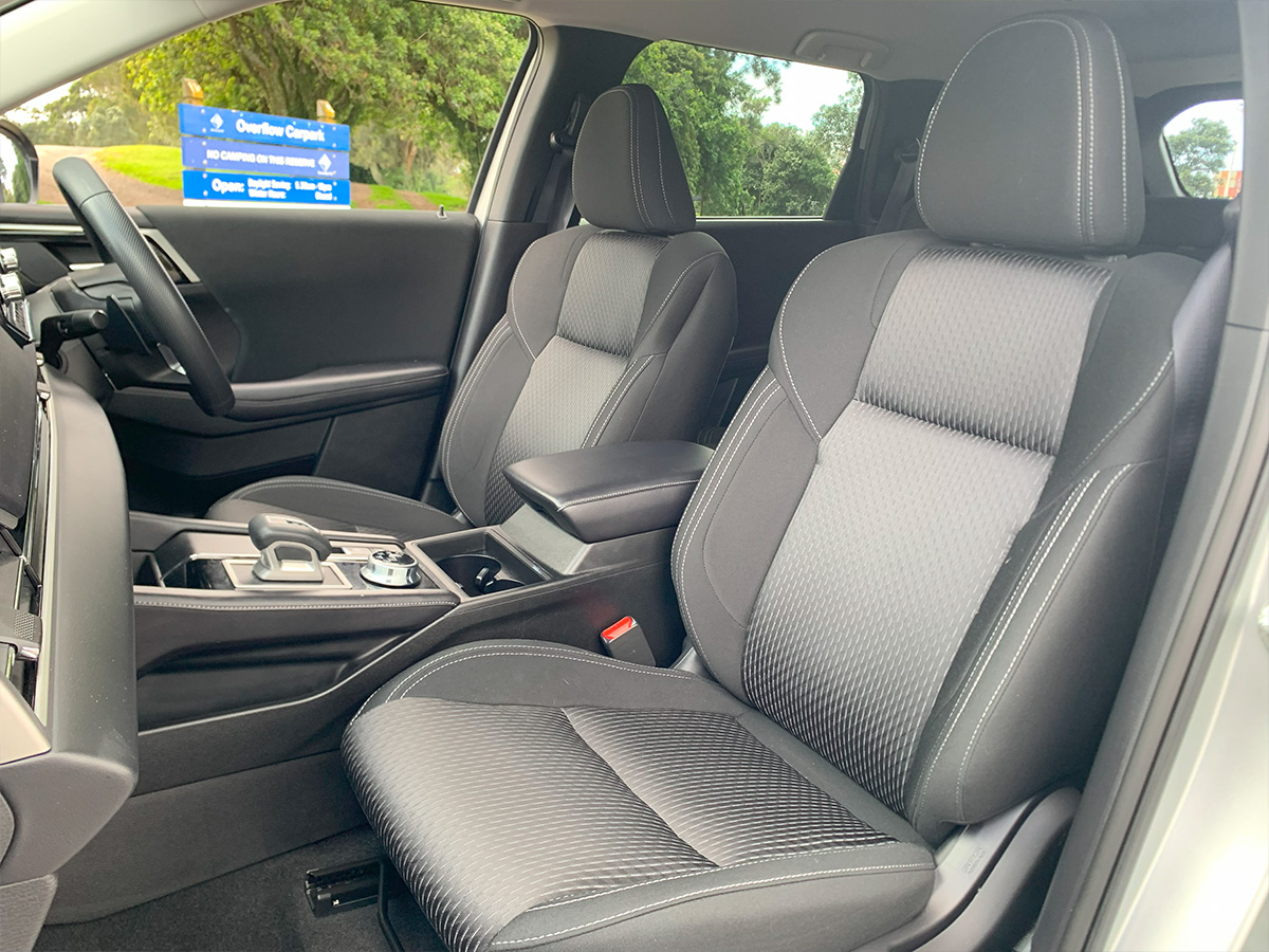 2025 Mitsubishi Outlander LS 2WD 2.5L Petrol Auto