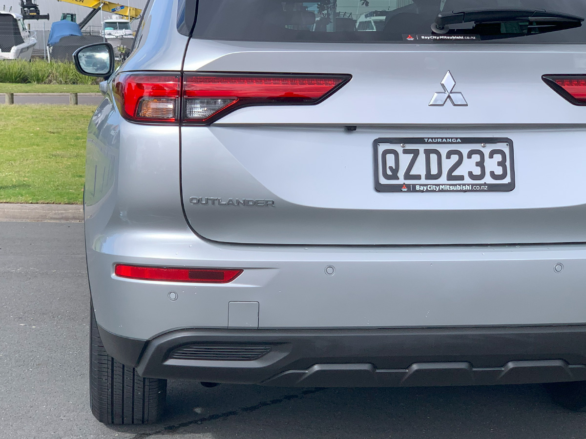 2025 Mitsubishi Outlander LS 2WD 2.5L Petrol Auto