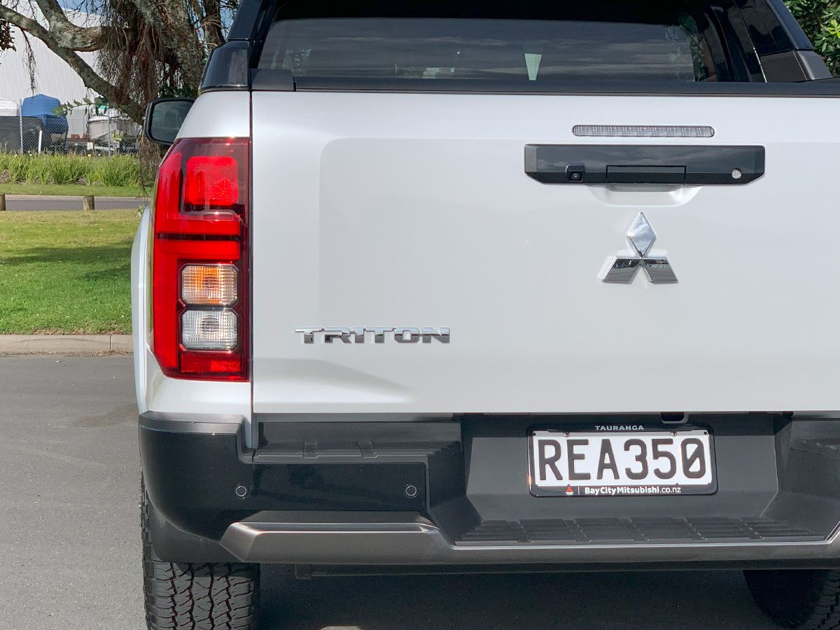 2025 Mitsubishi Triton GSR 4WD