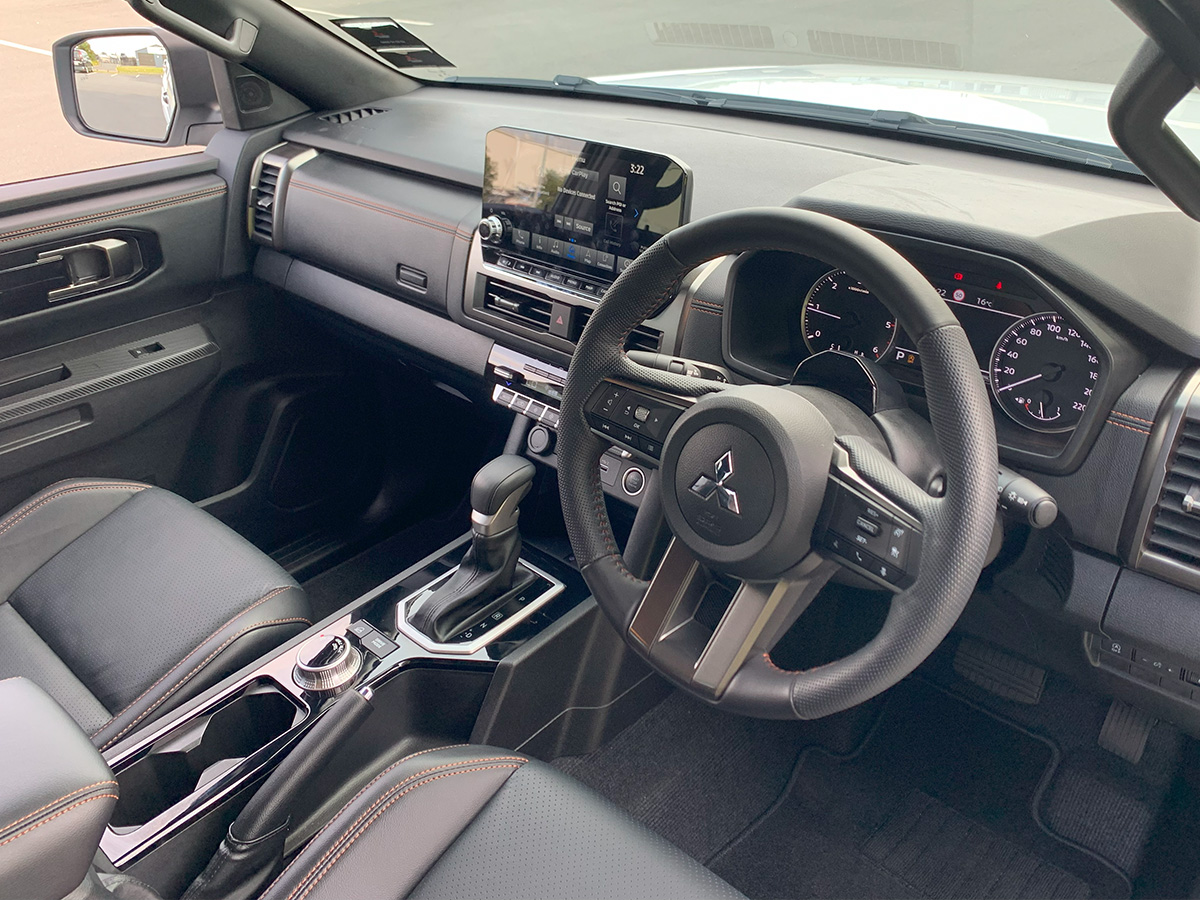 2025 Mitsubishi Triton GSR 4WD