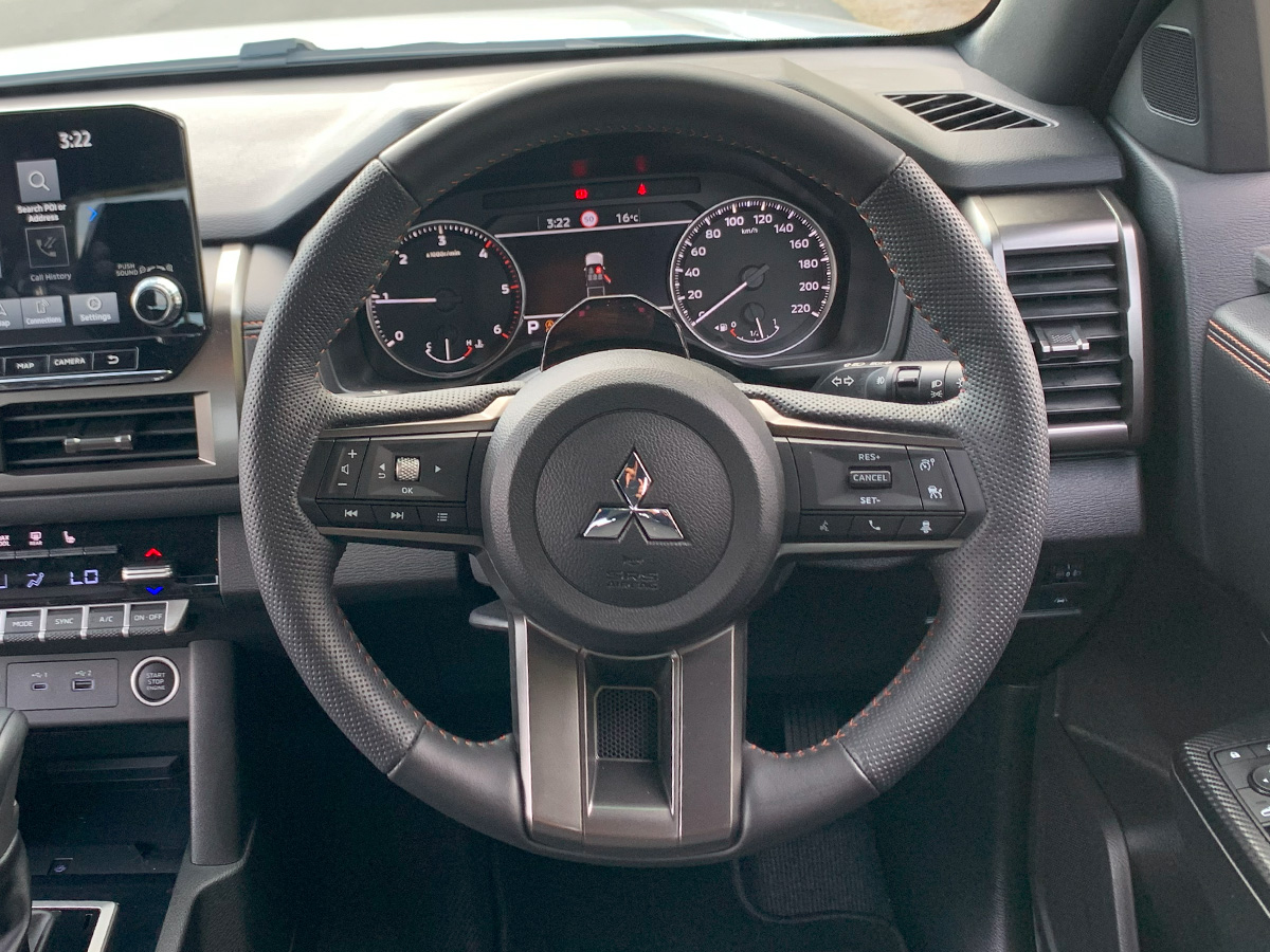 2025 Mitsubishi Triton GSR 4WD