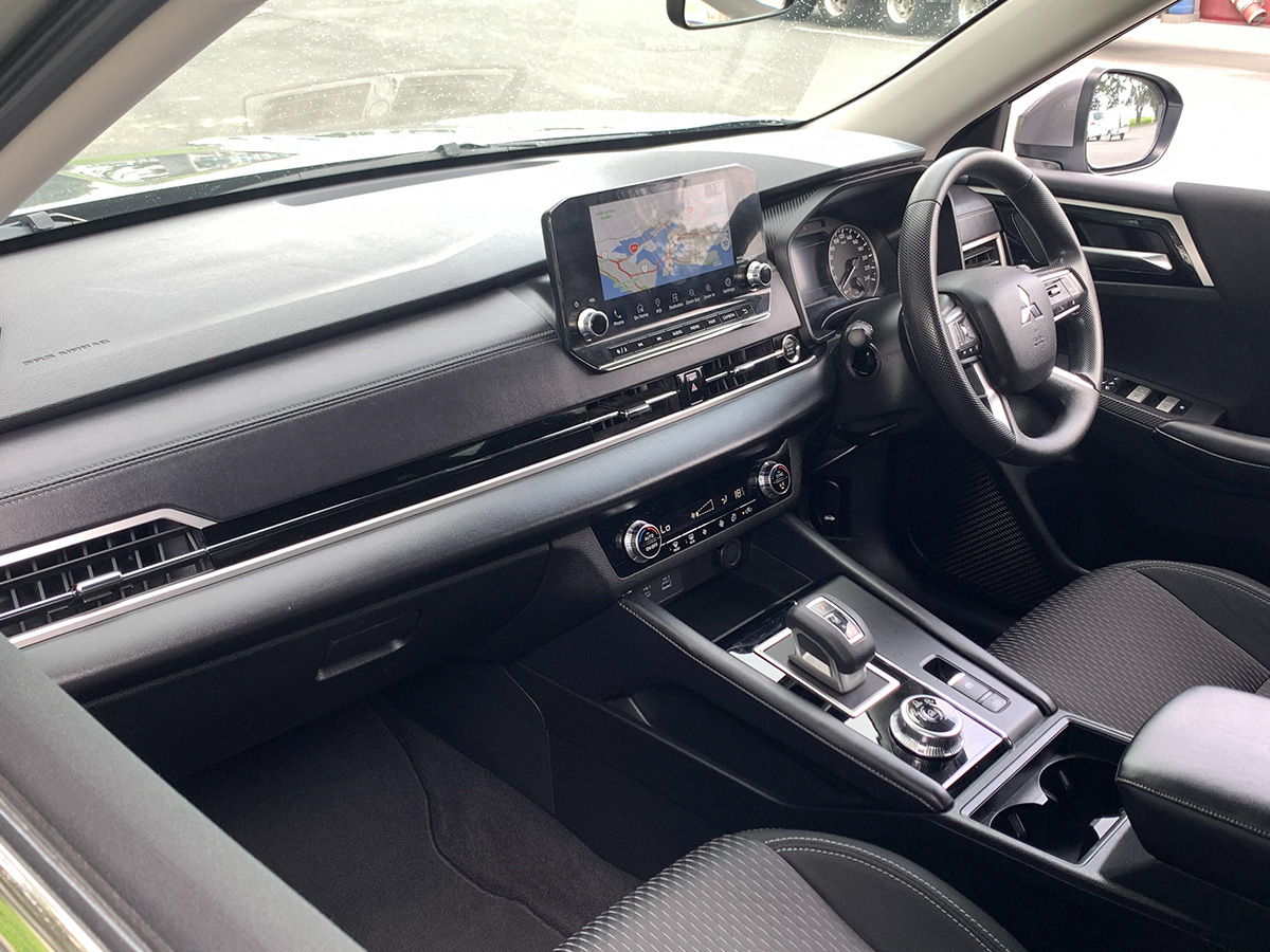 2023 Mitsubishi Outlander LS 2WD 2.5L Petrol Auto