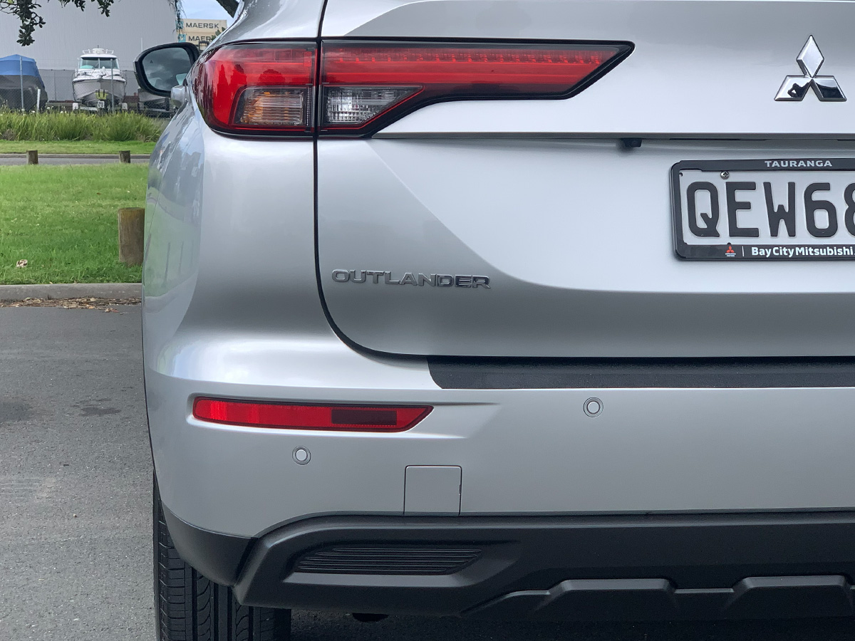 2023 Mitsubishi Outlander LS 2WD 2.5L Petrol Auto