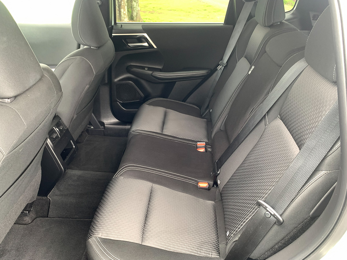 2023 Mitsubishi Outlander LS 2WD 2.5L Petrol Auto