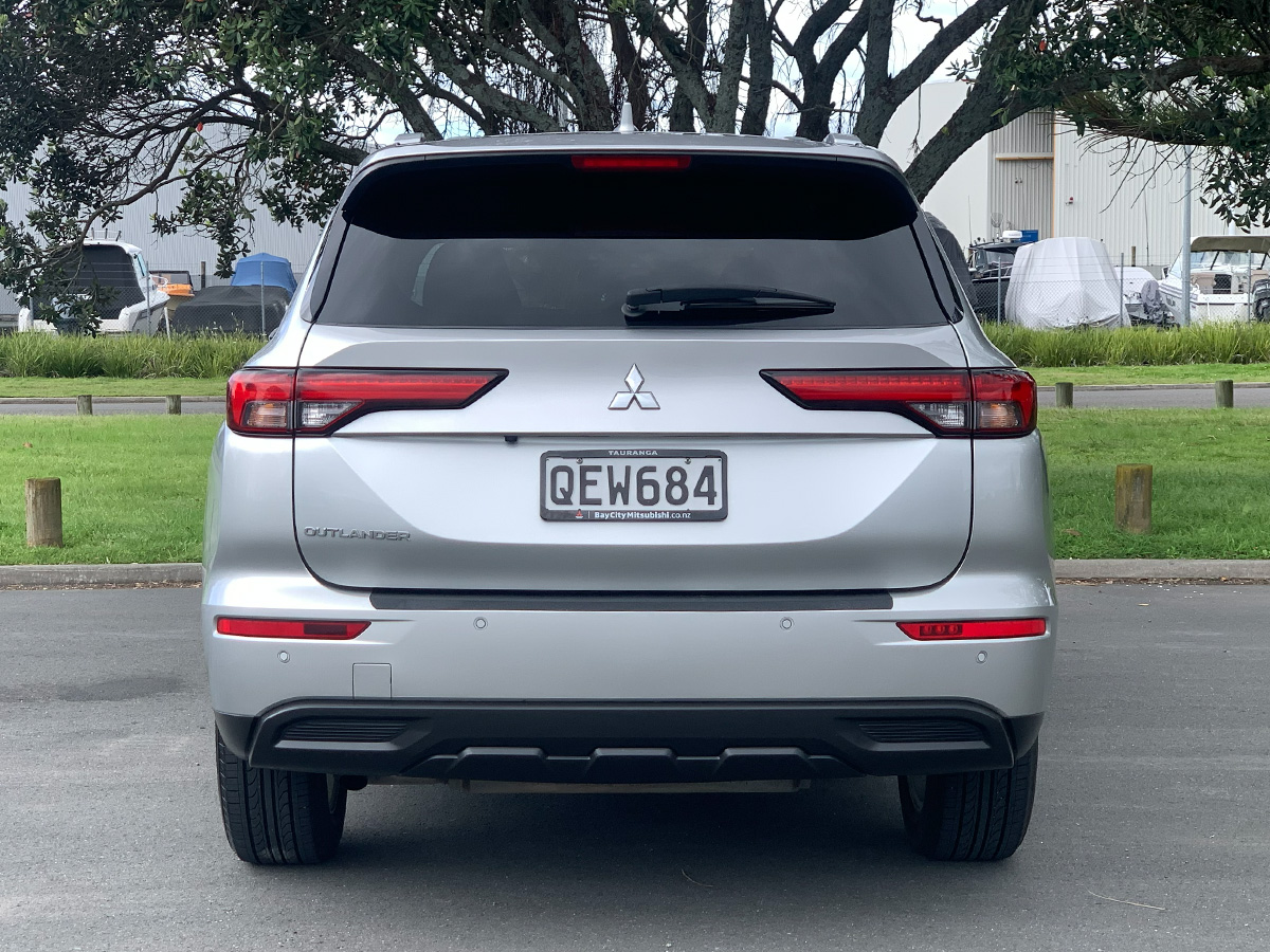 2023 Mitsubishi Outlander LS 2WD 2.5L Petrol Auto