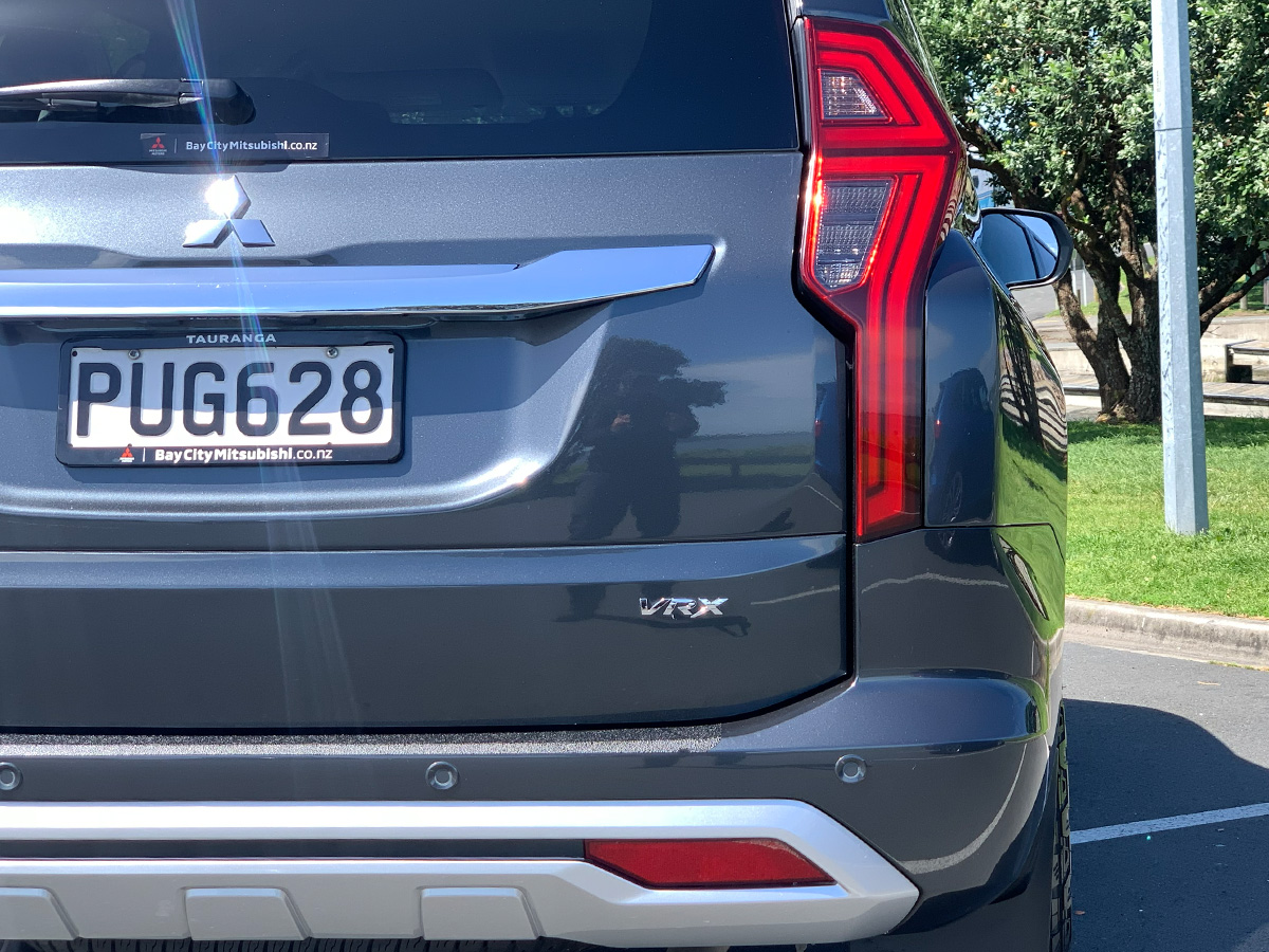 2023 Mitsubishi Pajero Sport VRX 4WD 7 Seater