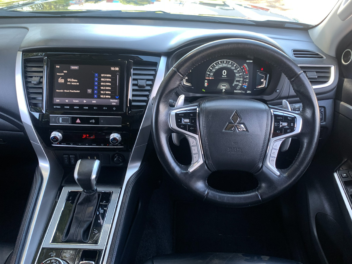 2023 Mitsubishi Pajero Sport VRX 4WD 7 Seater