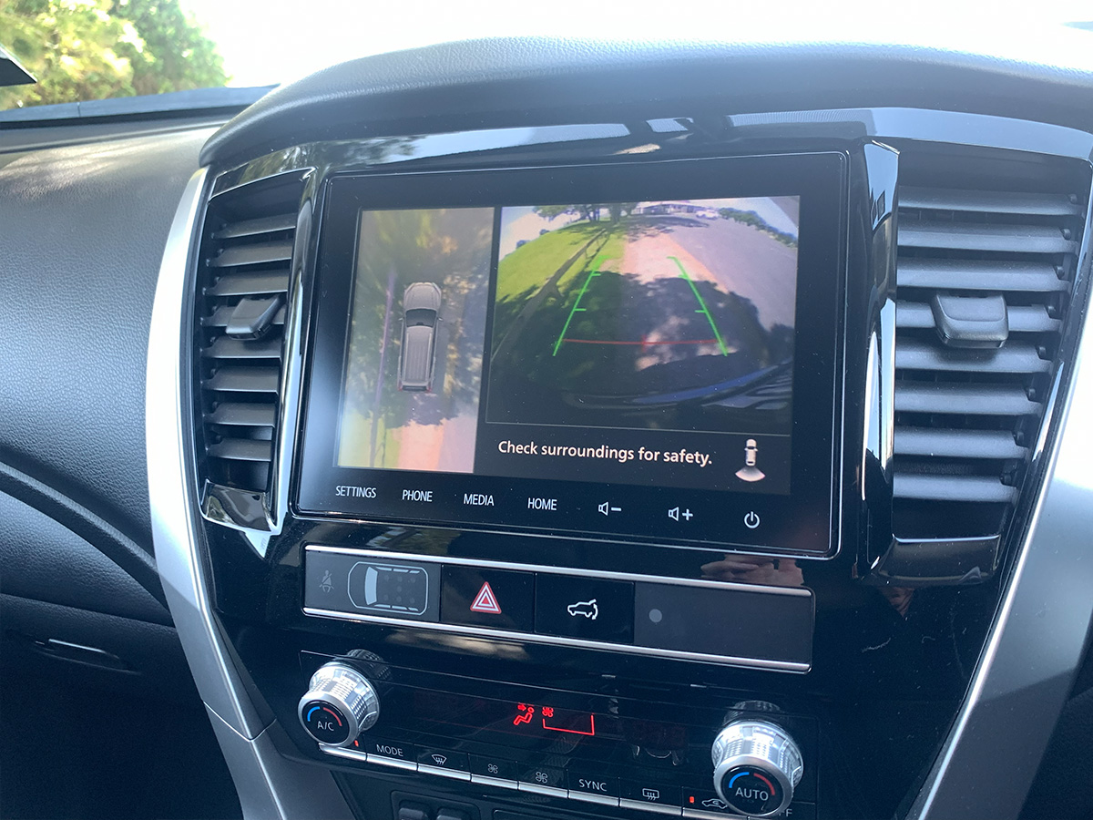 2023 Mitsubishi Pajero Sport VRX 4WD 7 Seater