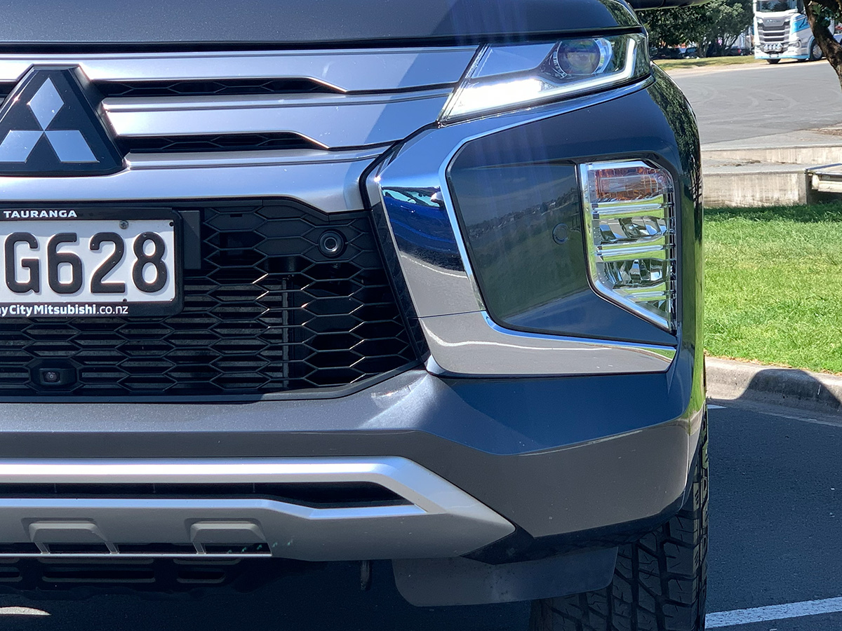 2023 Mitsubishi Pajero Sport VRX 4WD 7 Seater