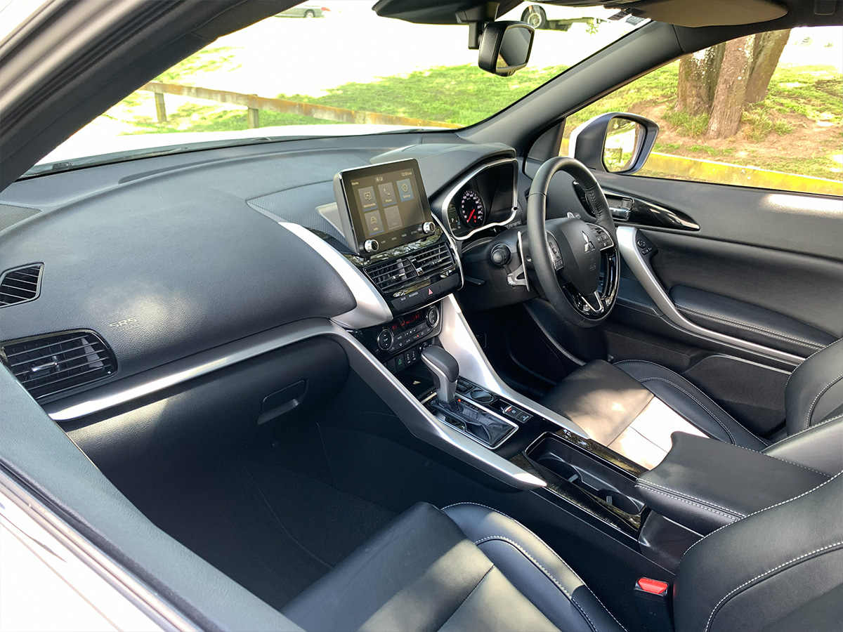 2024 Mitsubishi Eclipse Cross VRX 2WD