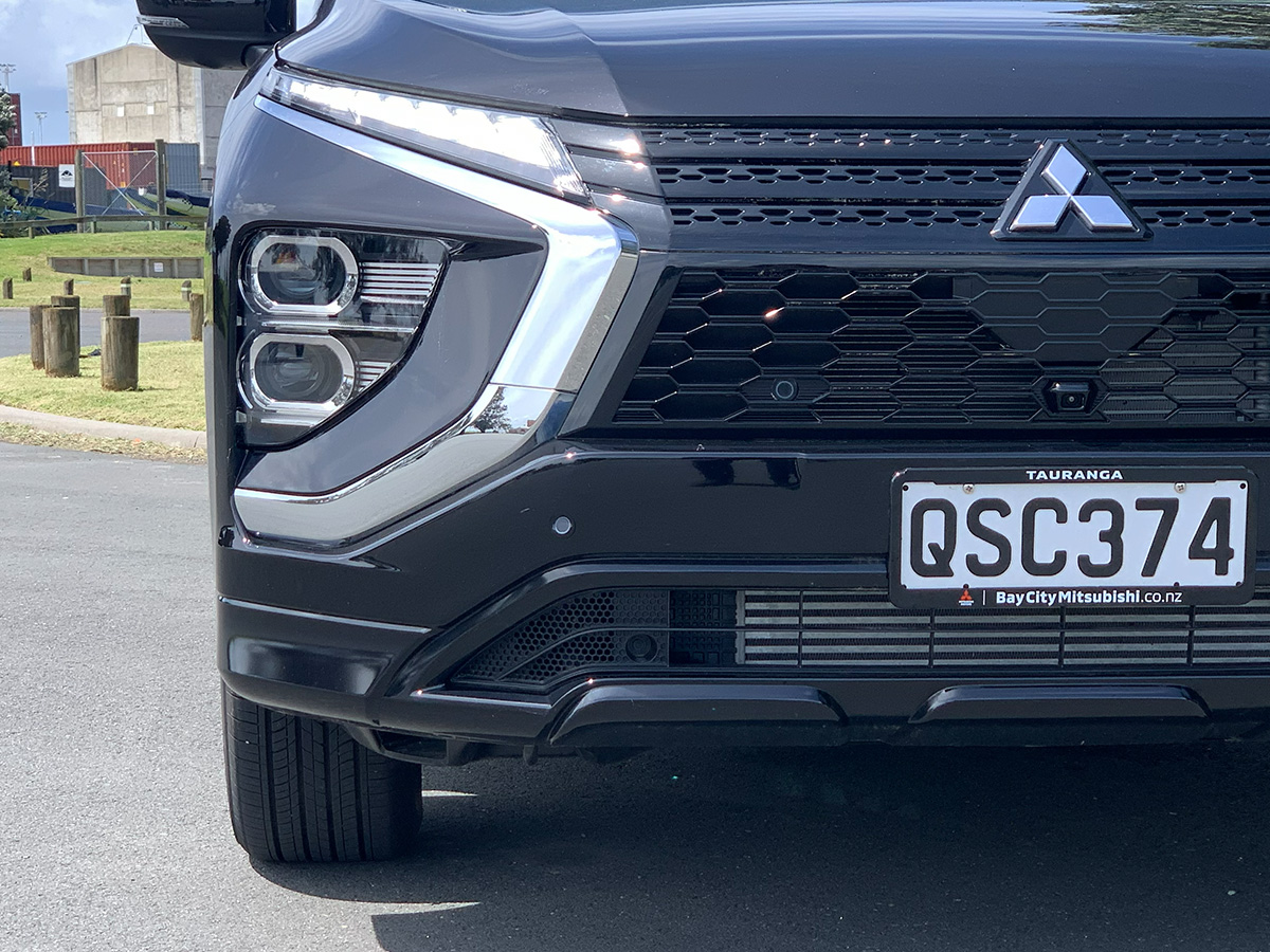 2024 Mitsubishi Eclipse Cross VRX 2WD