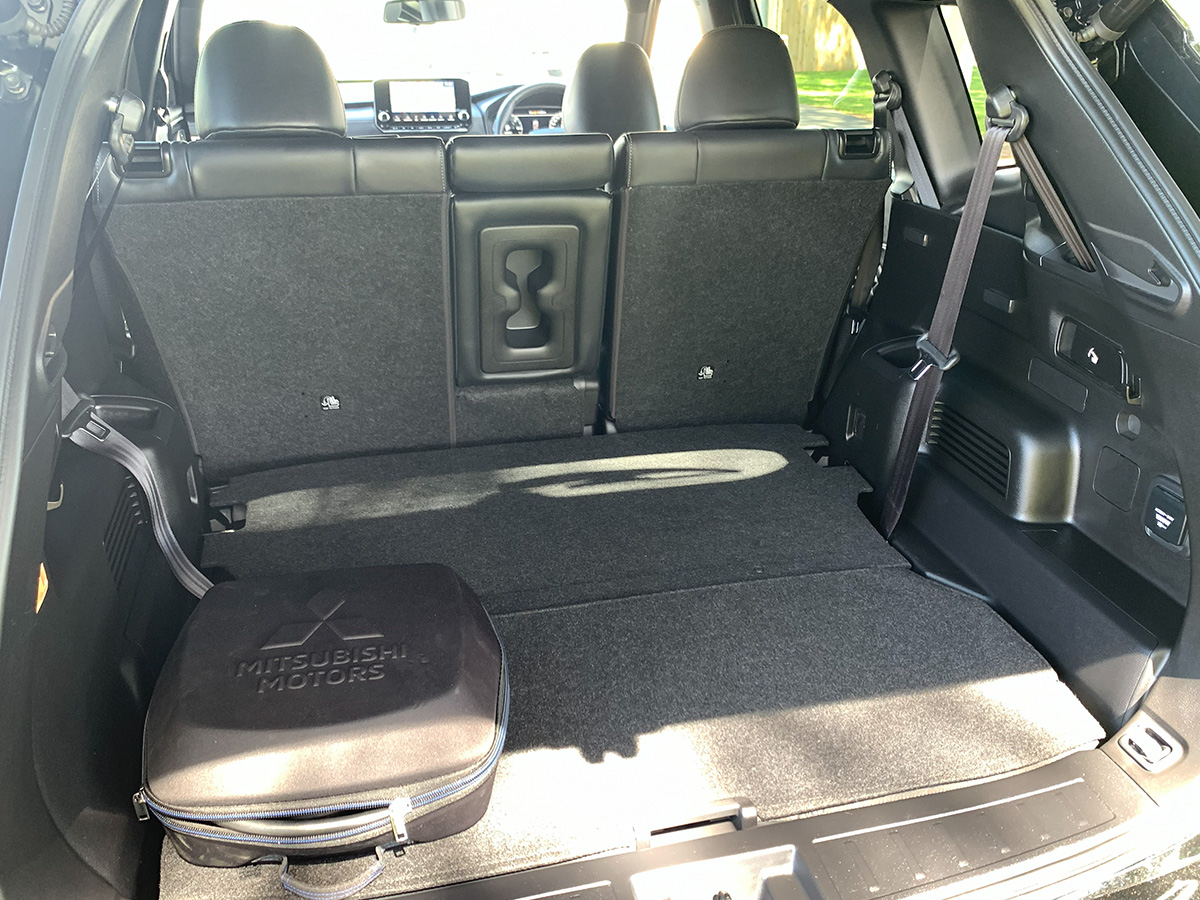 2024 Mitsubishi Outlander PHEV Exceed