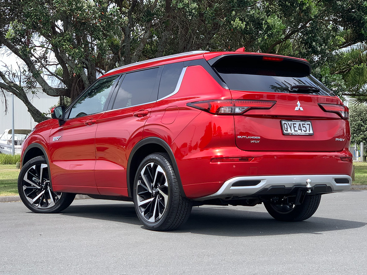 2024 Mitsubishi Outlander PHEV VRX 7 Seater