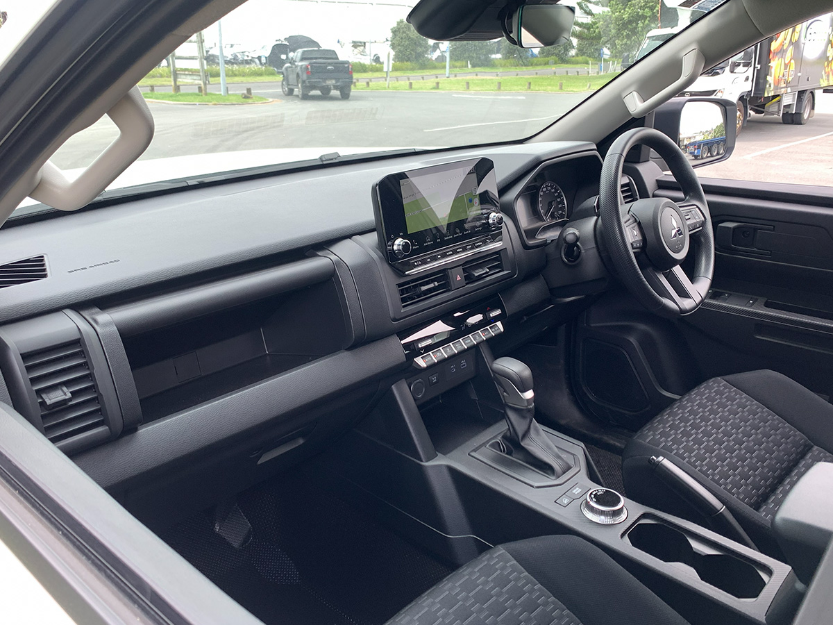 2026 Mitsubishi Triton GLX Club Cab 4WD