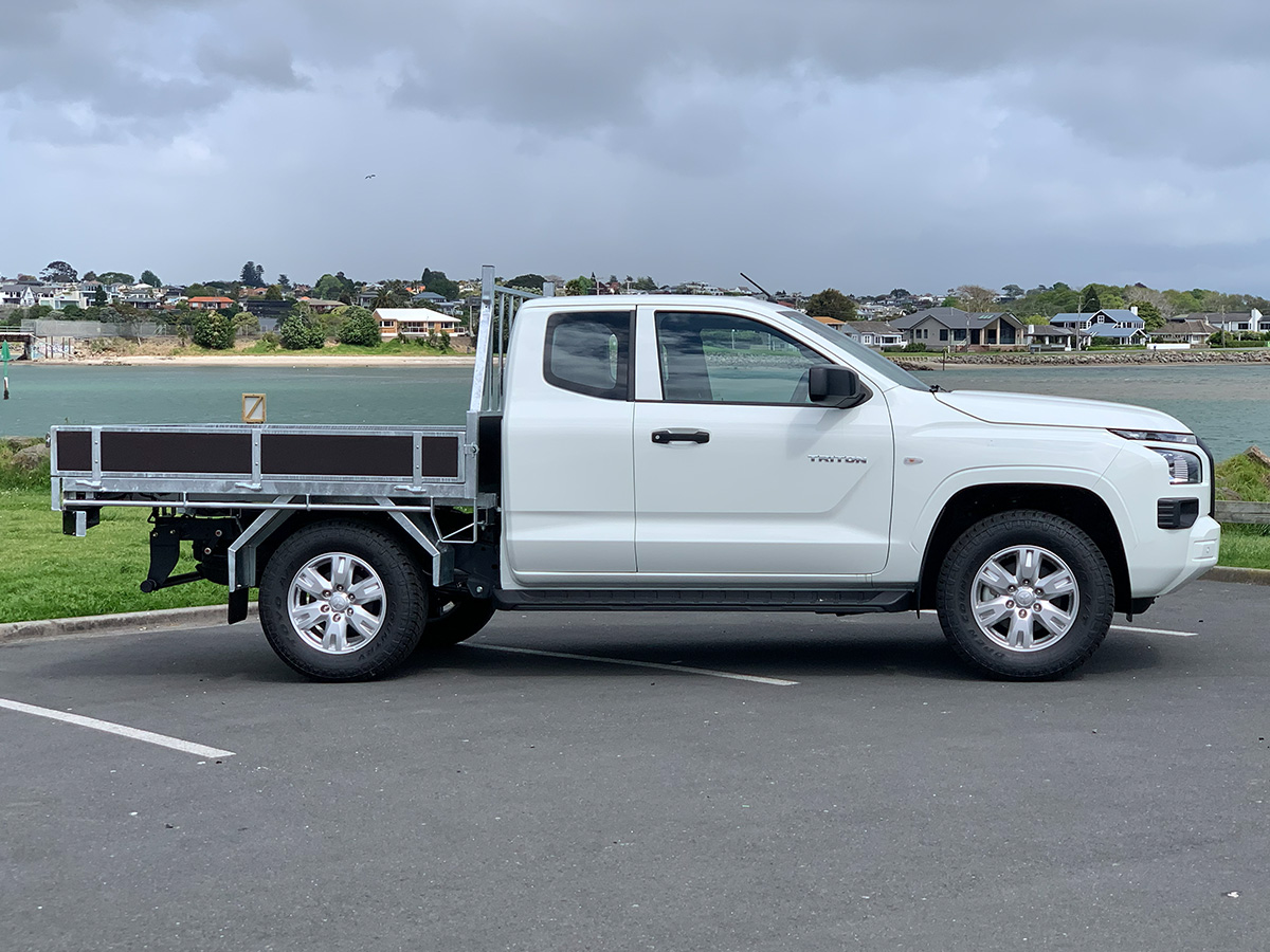 2026 Mitsubishi Triton GLX Club Cab 4WD