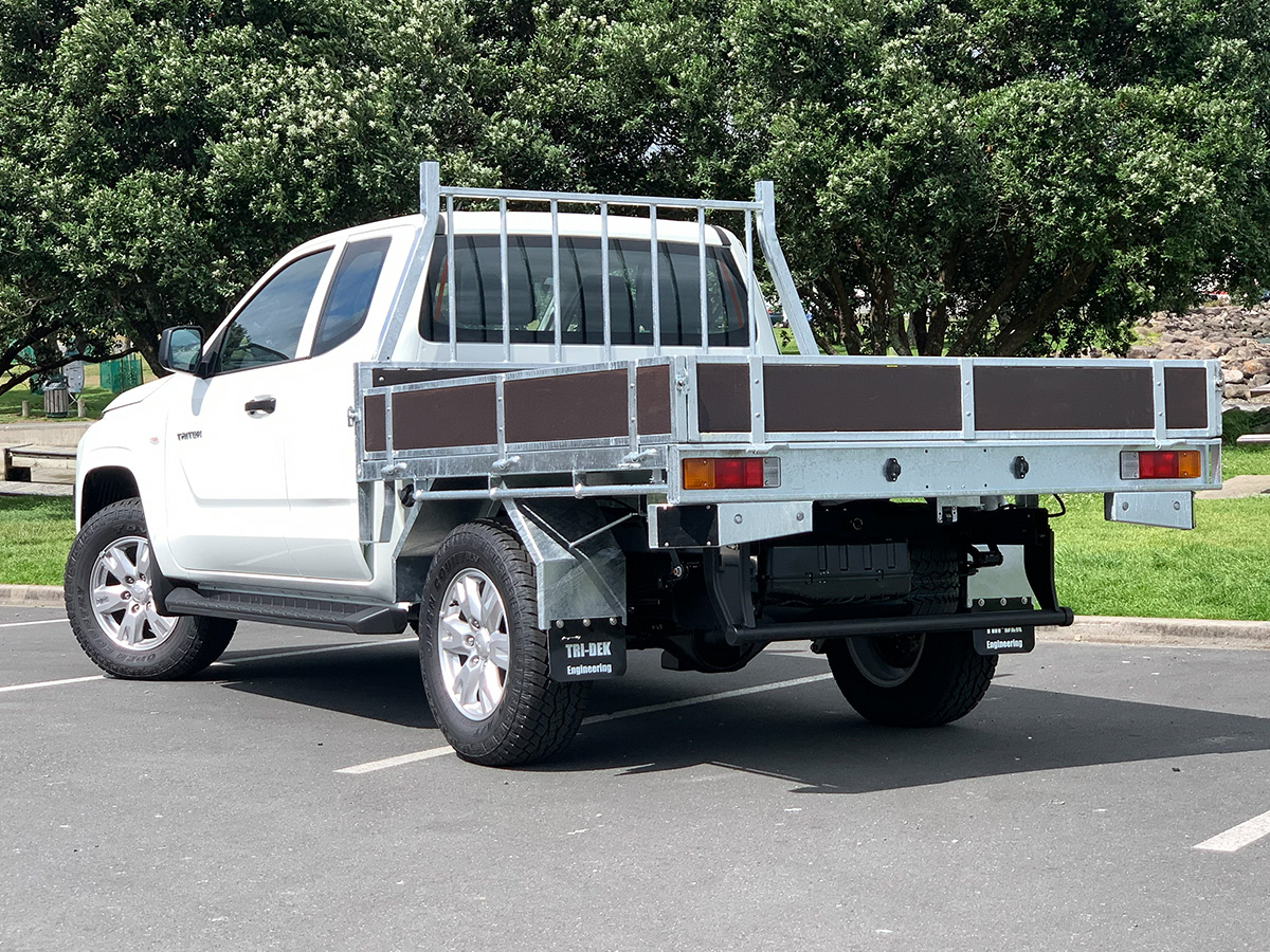 2026 Mitsubishi Triton GLX Club Cab 4WD