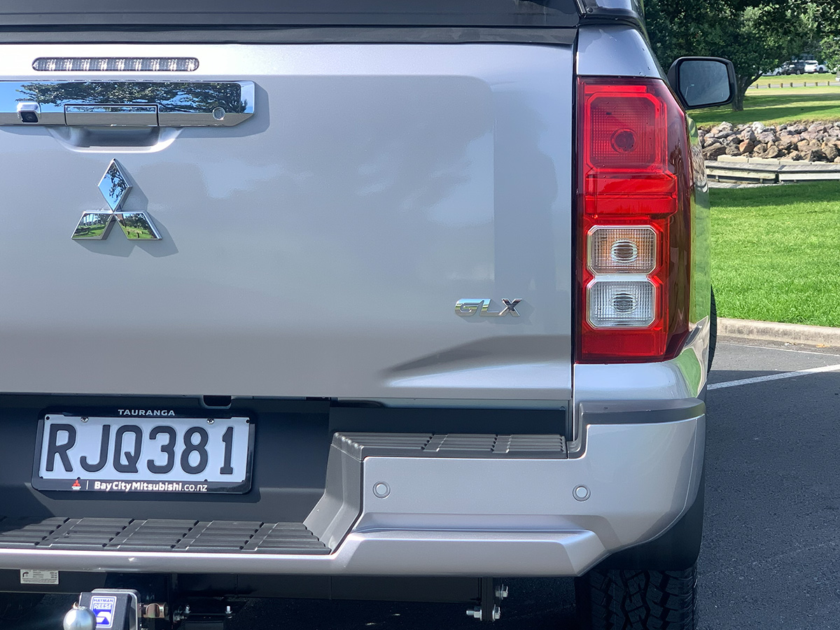 2025 Mitsubishi Triton GLX Double Cab 4WD