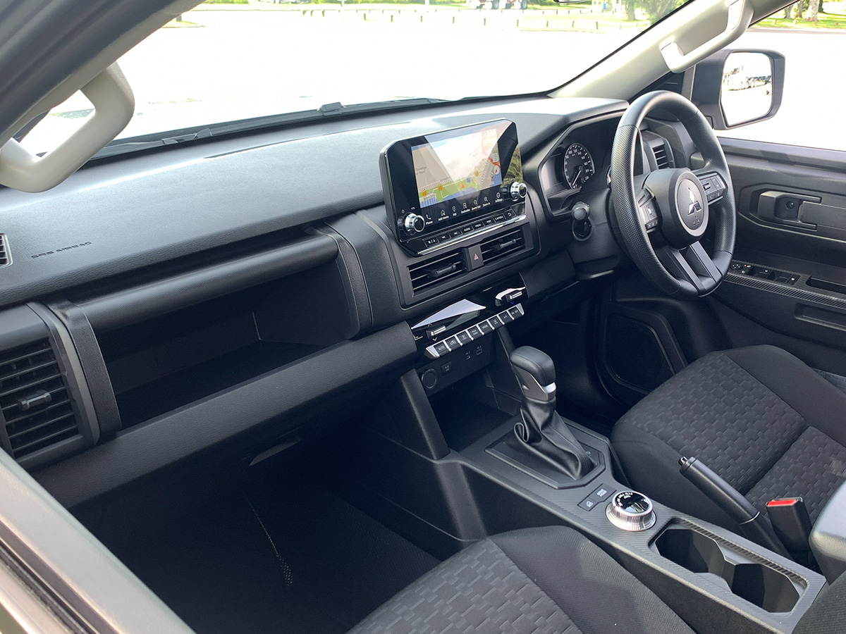 2025 Mitsubishi Triton GLX Double Cab 4WD