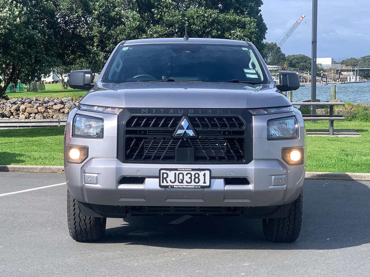 2025 Mitsubishi Triton GLX Double Cab 4WD