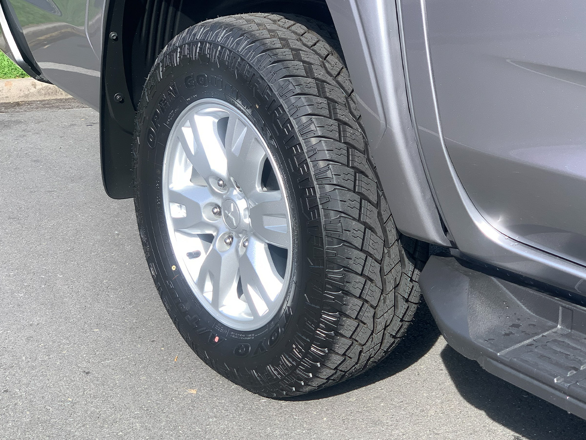 2025 Mitsubishi Triton GLX Double Cab 4WD