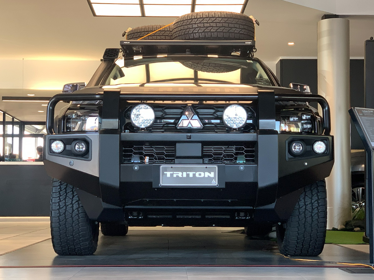 2025 Mitsubishi Triton GLXR 4WD 2.4L Bi-Turbo Diesel 6 Speed Auto