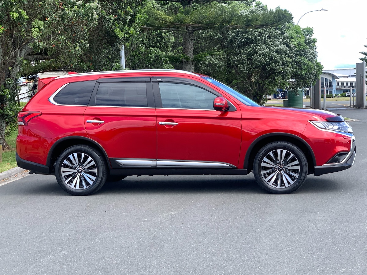 2020 Mitsubishi Outlander VRX 2.4L Petrol 4WD 7 Seater