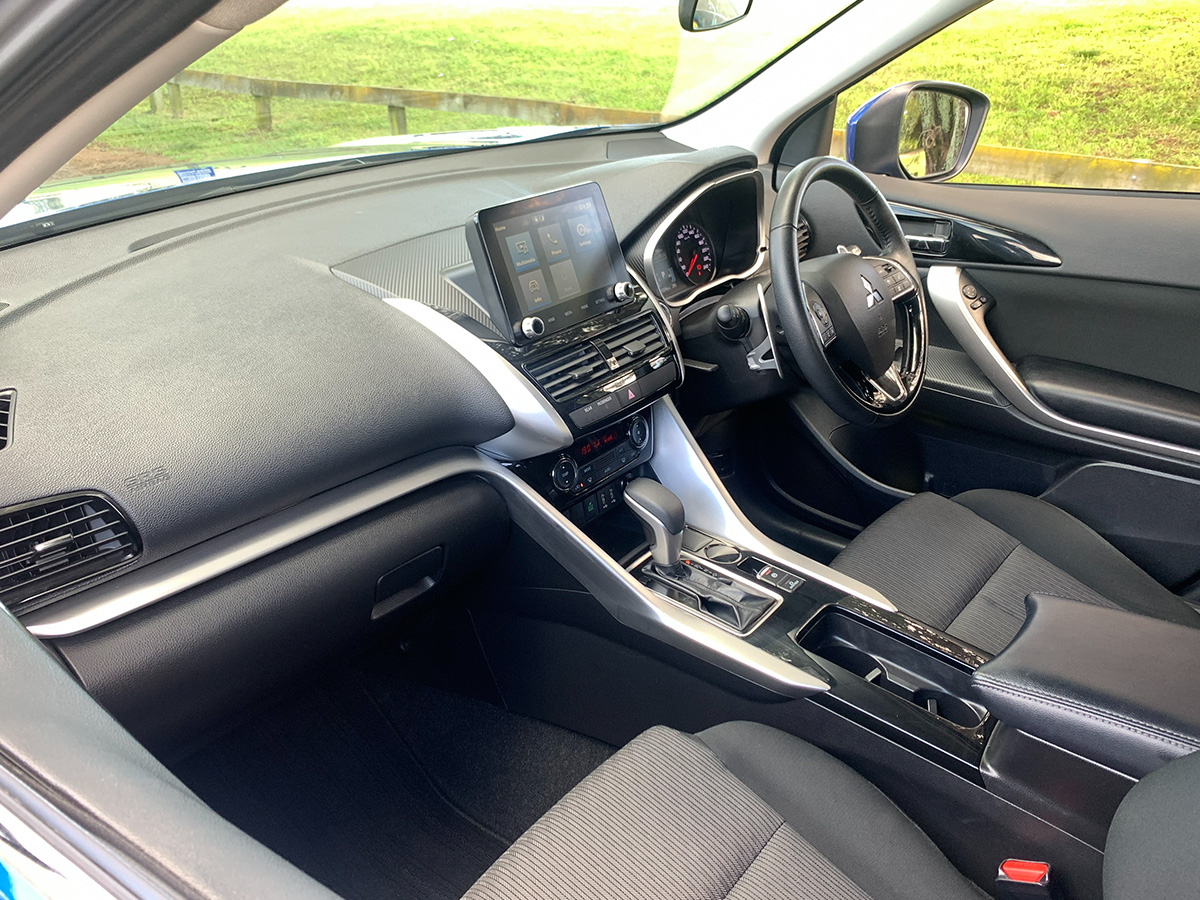 2023 Mitsubishi Eclipse Cross XLS 2WD